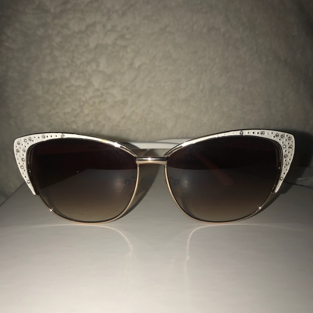 white retro sunglasses